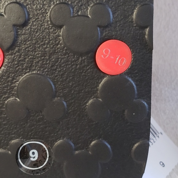 Disney Parks Minnie Mouse Flip Flops - Picture 4 of 4